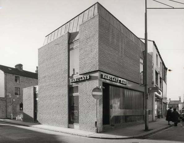 1973 Barnoldswick exterior Barclays BGA No Ref